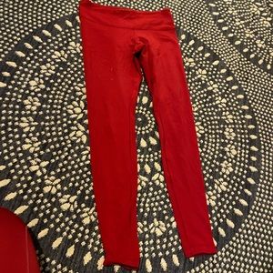 Red lulu lemon leggings